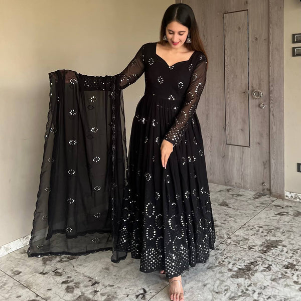 BLACK EMBROIDERED GEORGETTE ANARKALI SUIT SET
