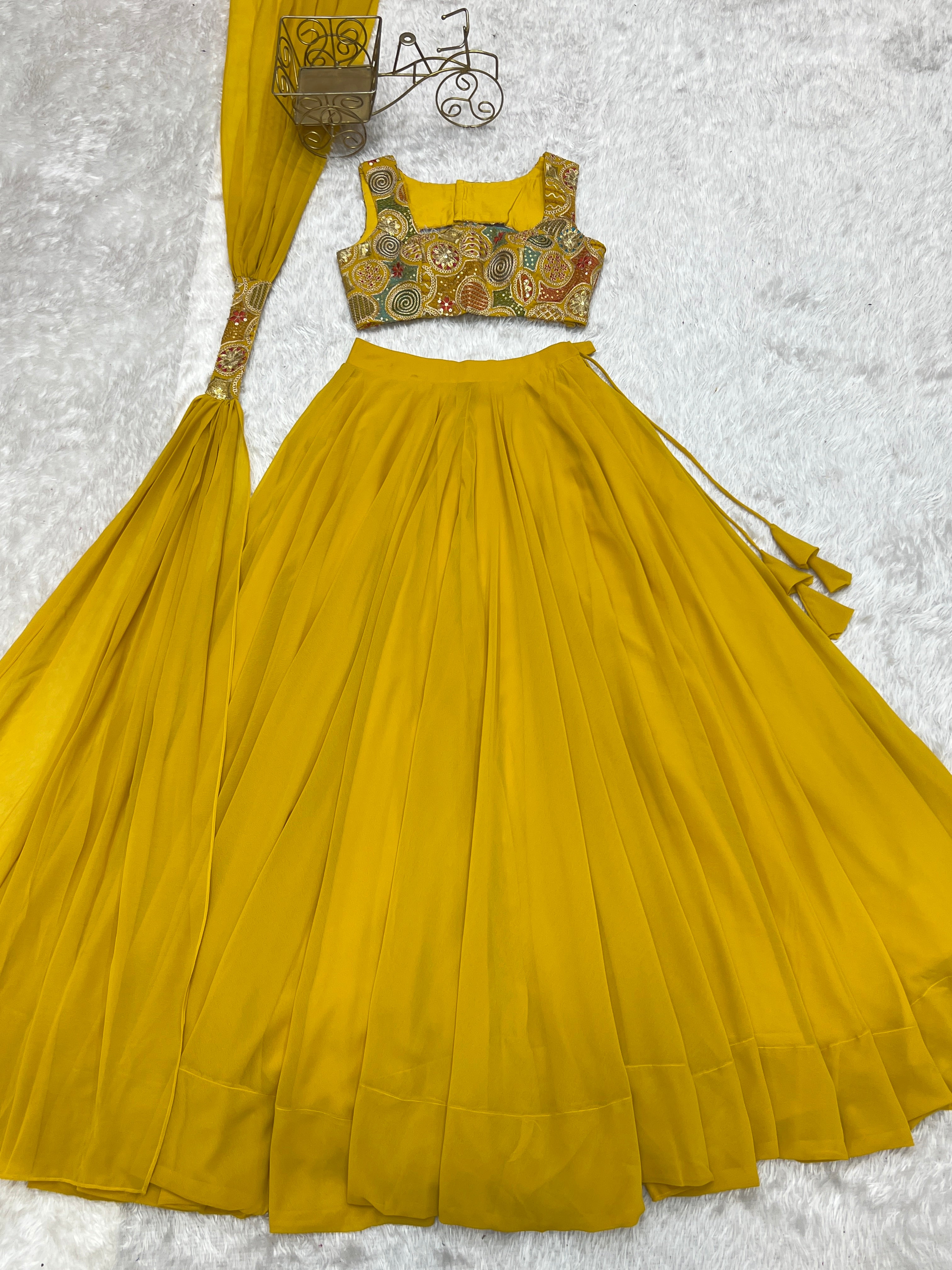 Yellow Beautiful Deisgn And Super Lehenga Choli