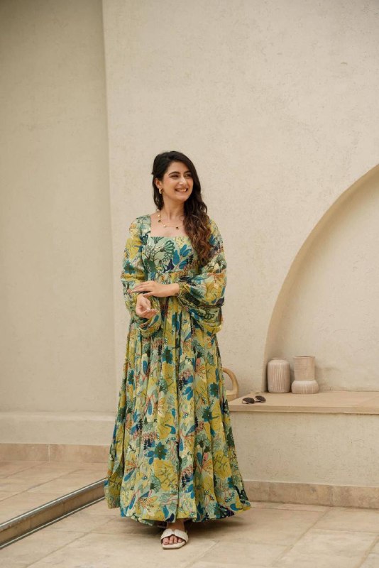 Green Floral Beautiful Embrassing Dress