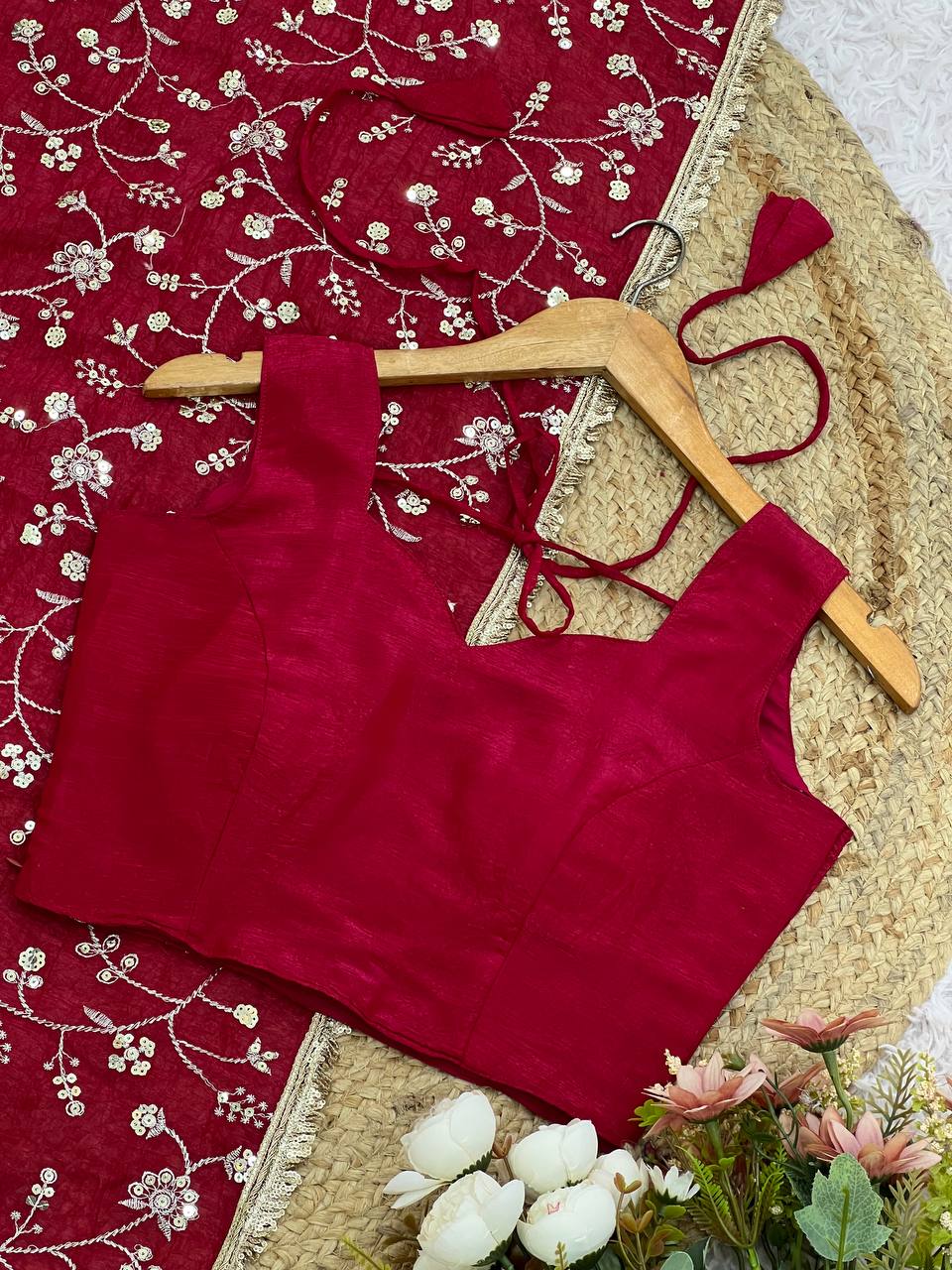 RED BEAUTIFUL SUPER ELEGANCE DESIGN SAREES