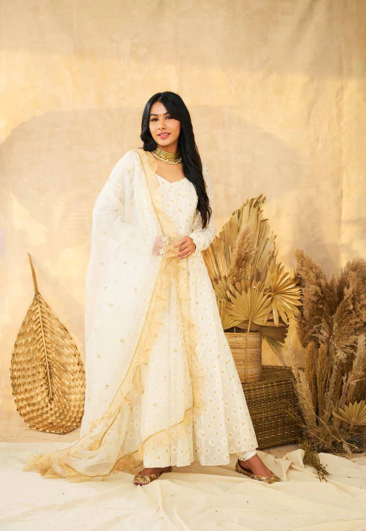 Elegant White Anarkali Suit Set with Dupatta – Festive & Party Wear