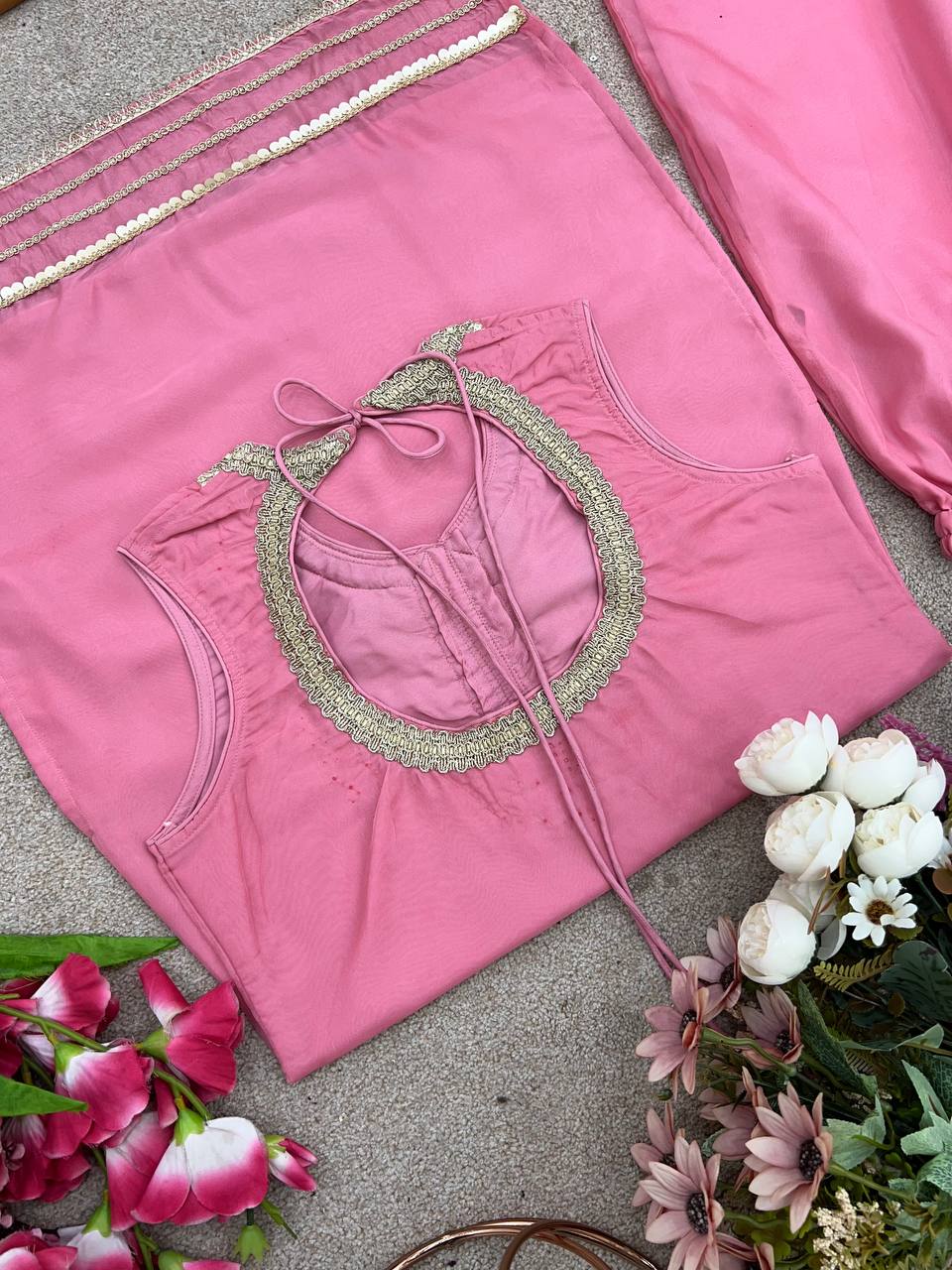 The Perfect Match –Trendy & Comfortable Kurta Set