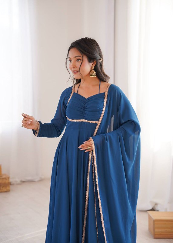 HEAVY PURE FOX BLOOMING GEORGETTE GOWN