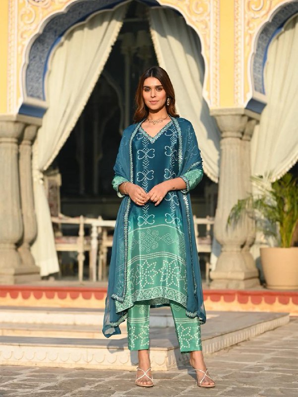 Casual Wonderful Design And Beautiful Kurta Set