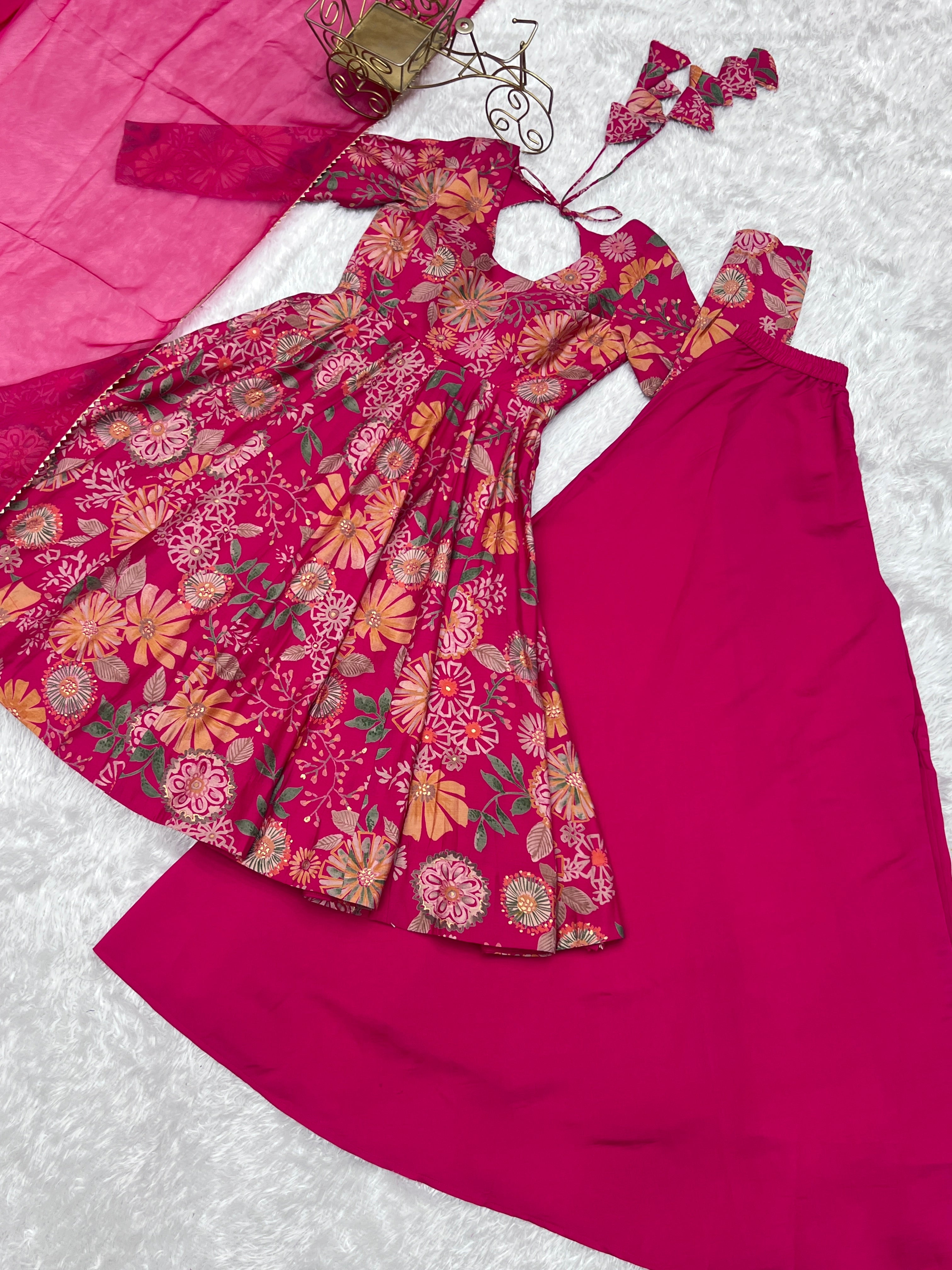 Beautiful Floral Design And Super Kurta Set