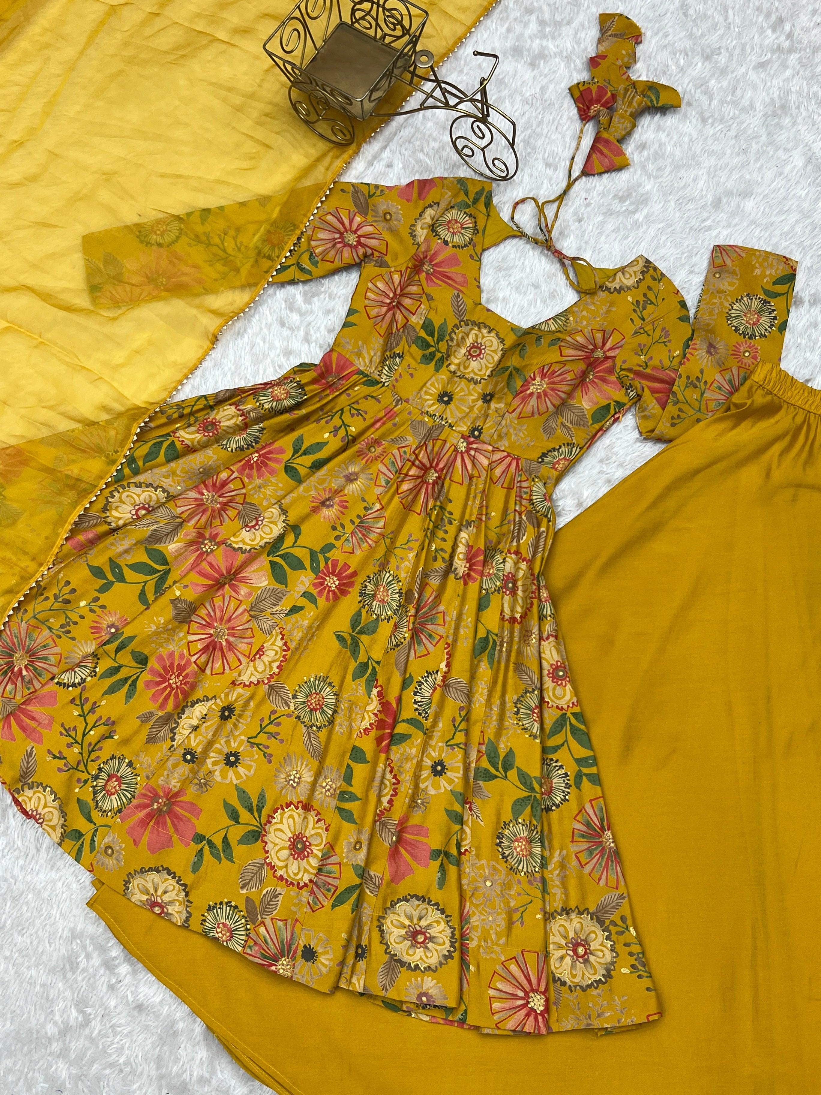 Beautiful Floral Design And Super Kurta Set