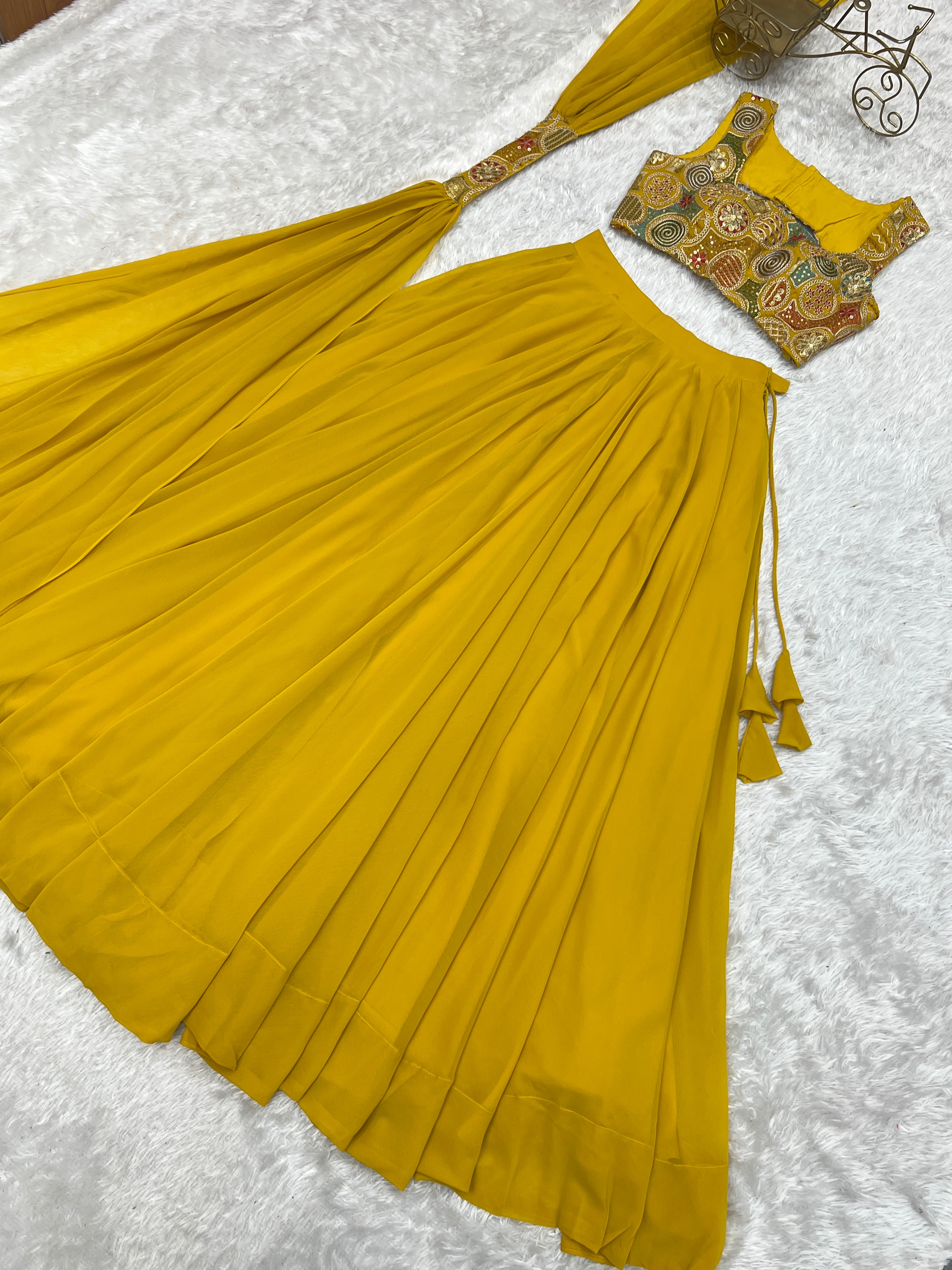 Yellow Beautiful Deisgn And Super Lehenga Choli