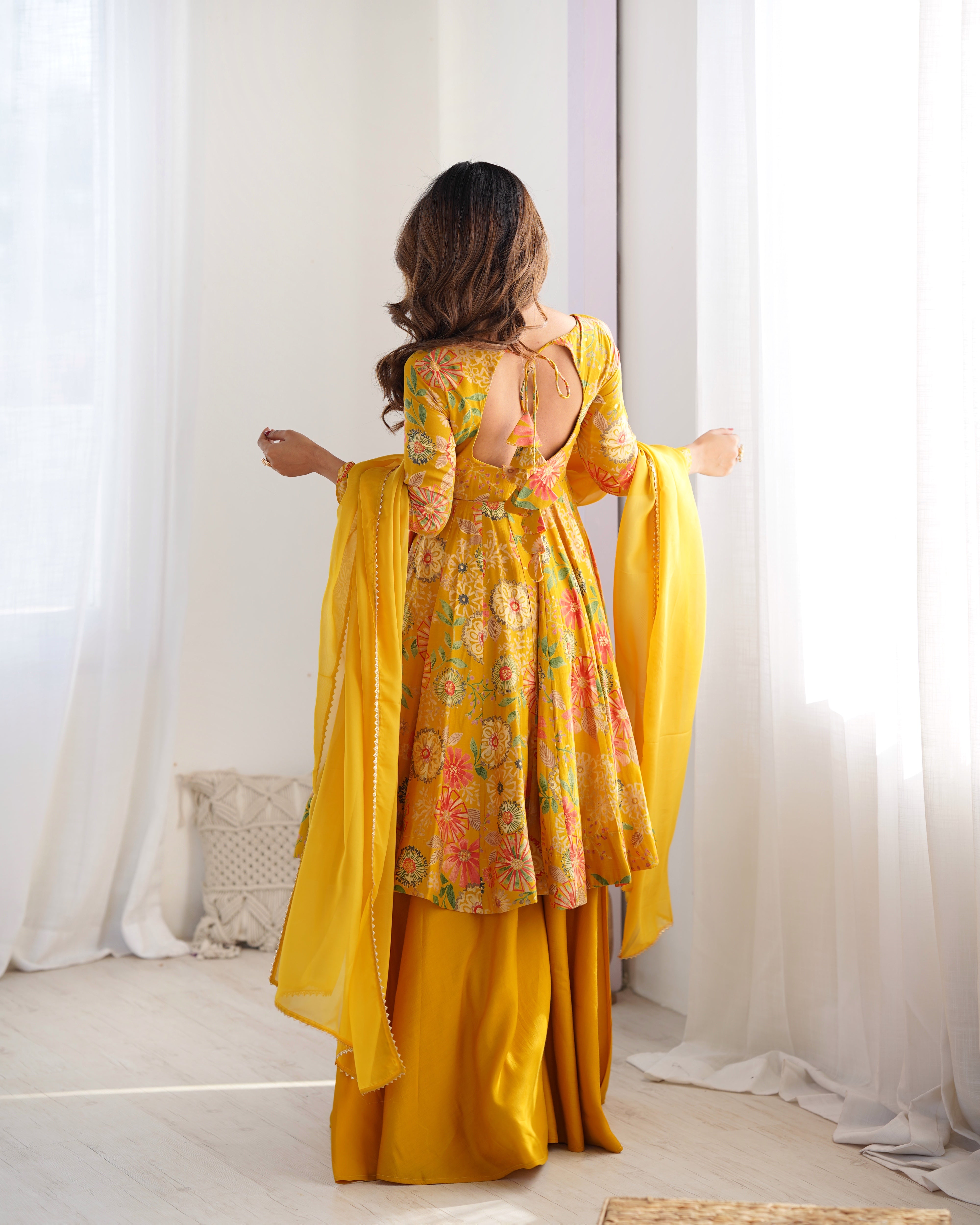 Beautiful Floral Design And Super Kurta Set