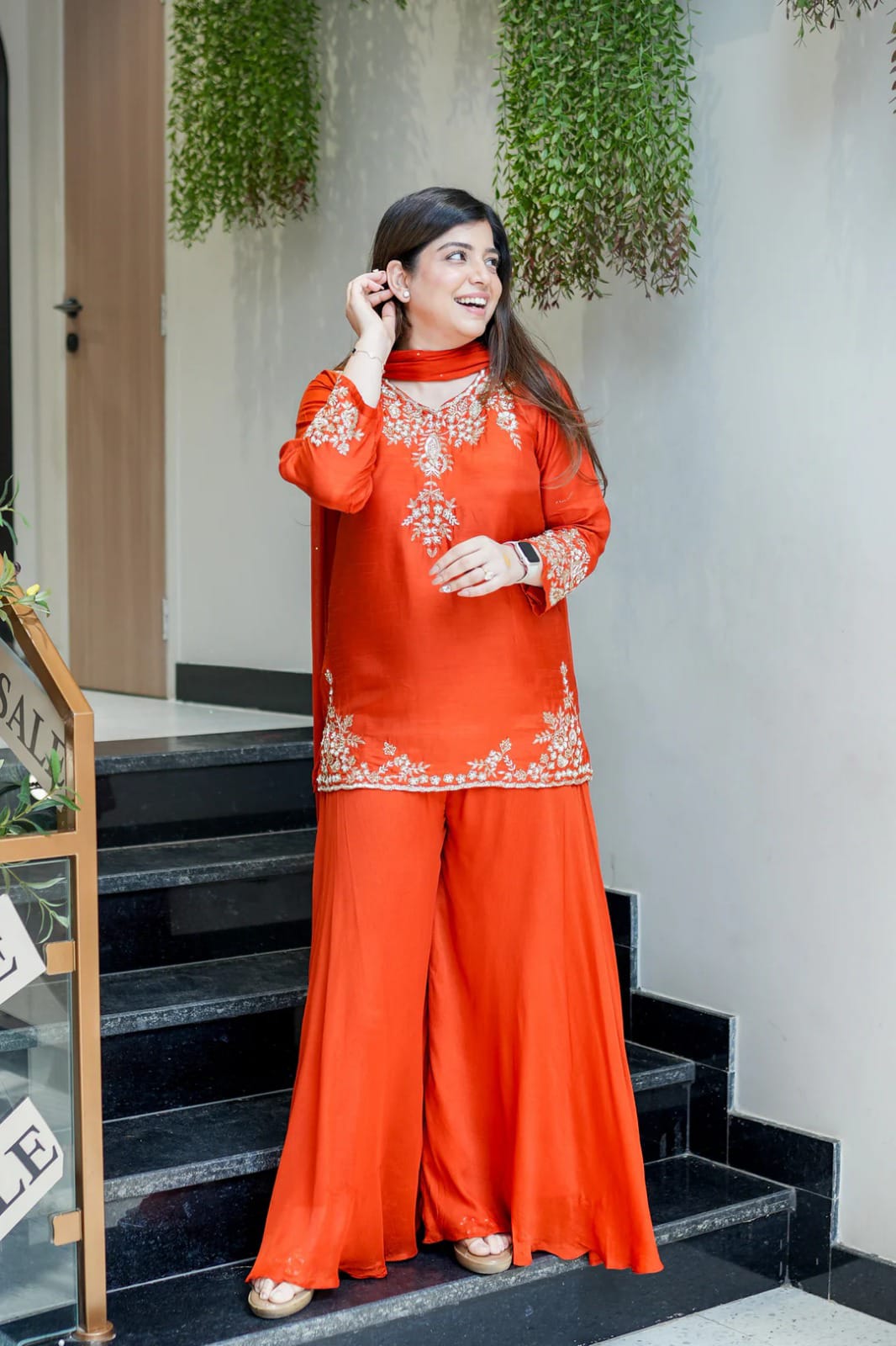 Đěsigner Party Wear Look Pure Mul Chanderi Top Plazzo & Dupatta Set