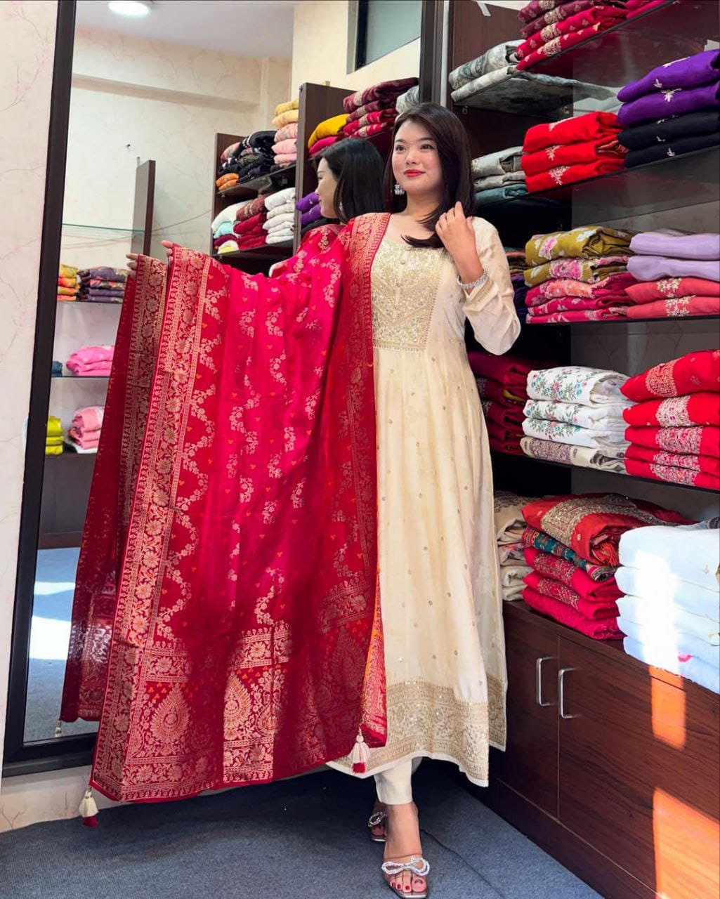 Anarkali Flared Kurti Pant Dupatta Set✨