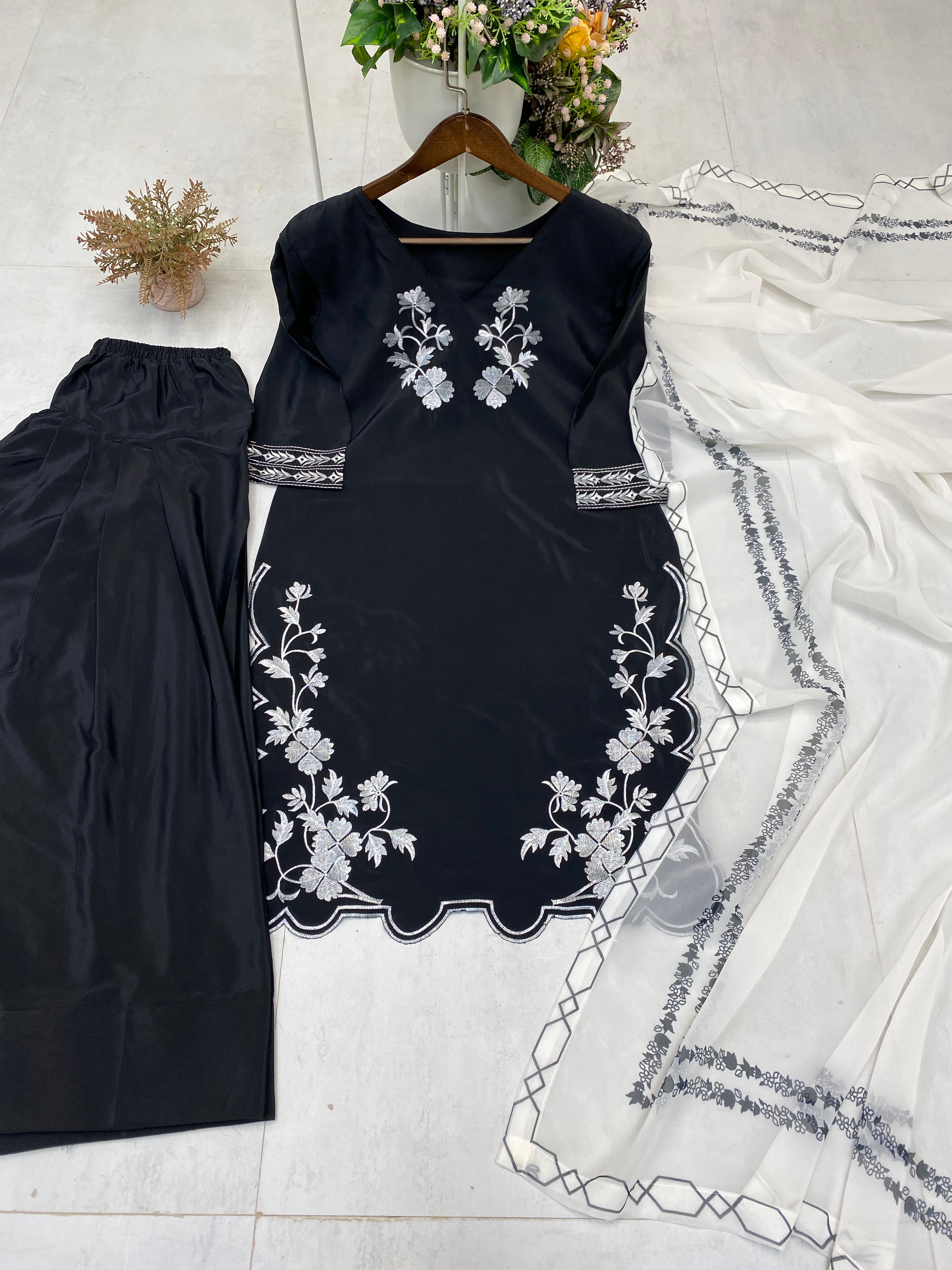 MOST TRENDING FARSI SALWAR SUIT IN THREE PIECE WITH EMBROIDERY WORK