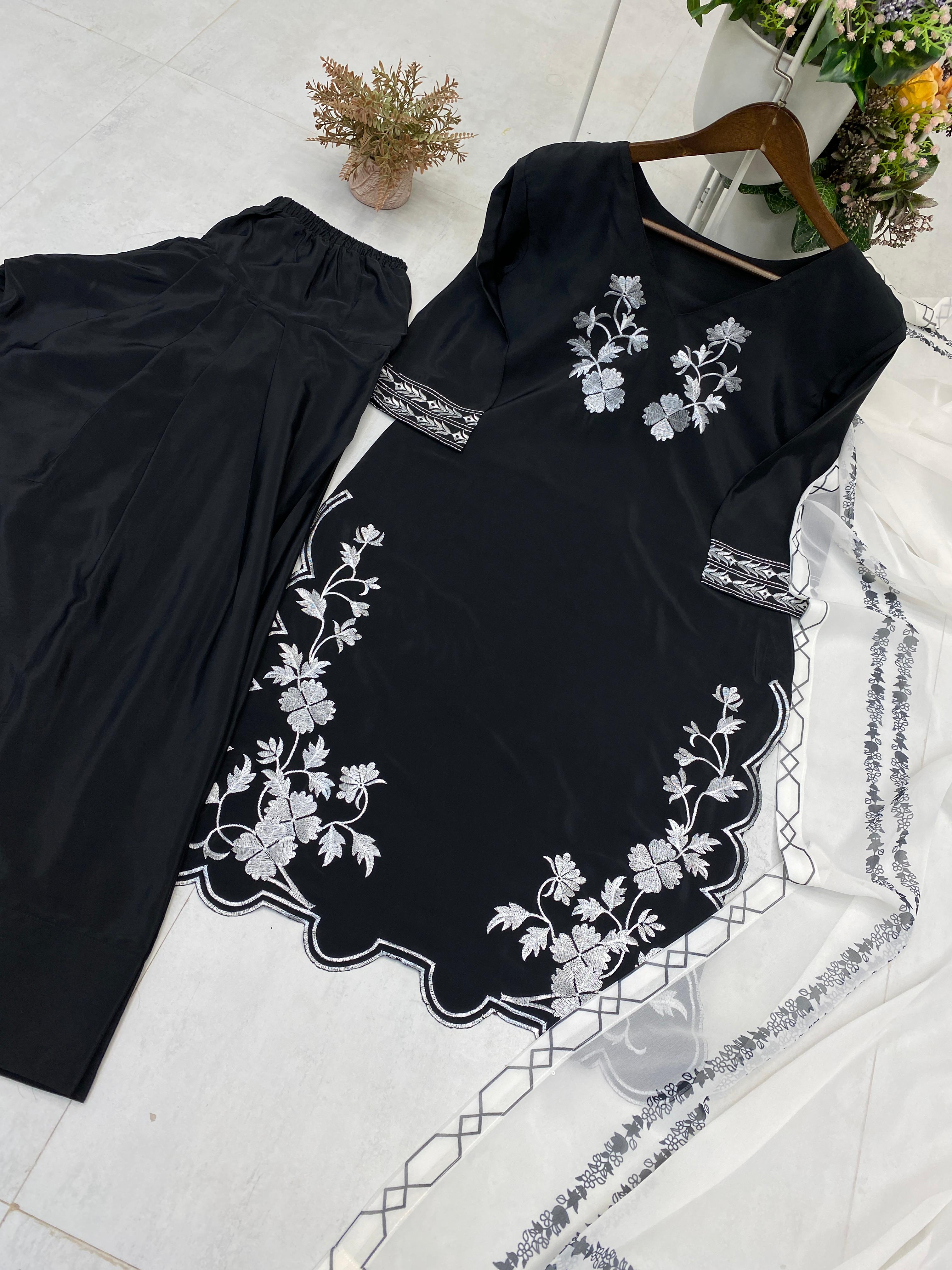 MOST TRENDING FARSI SALWAR SUIT IN THREE PIECE WITH EMBROIDERY WORK
