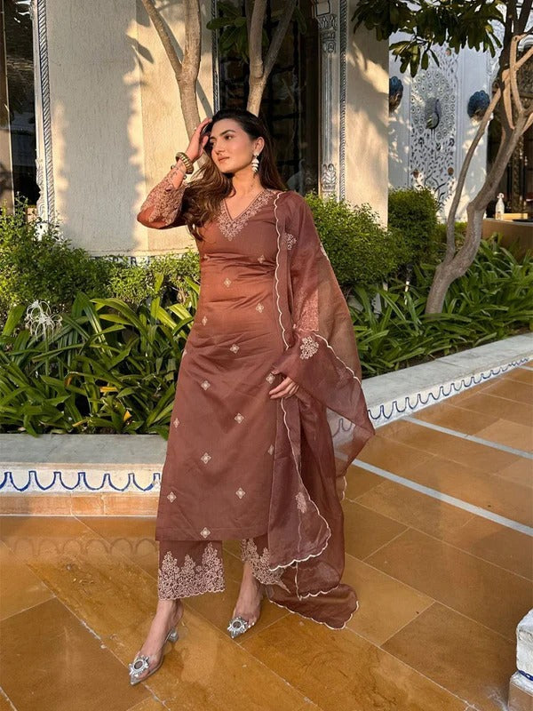 Pure Grace: Cream Ethnic Kurta Set with Chic Coffee Accents