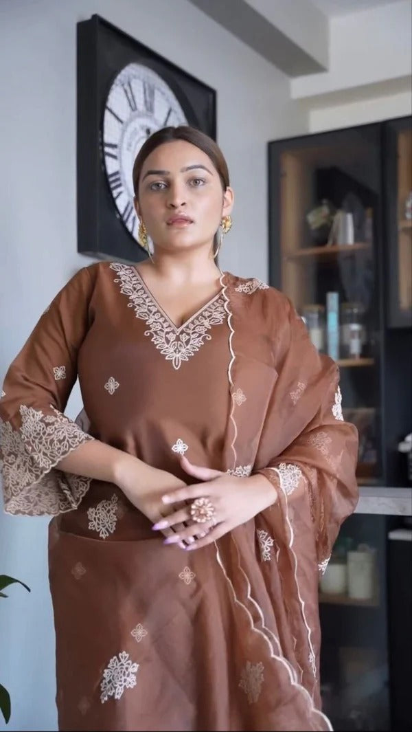 Pure Grace: Cream Ethnic Kurta Set with Chic Coffee Accents