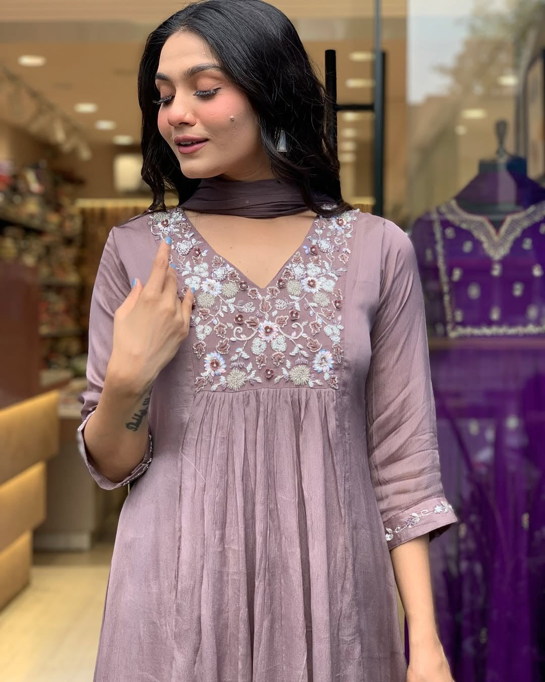 Effortless Glamour in Wine – A Flowing Kurta for Every Occasion
