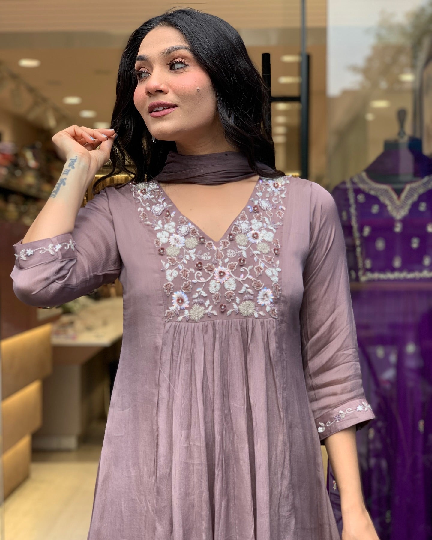 Effortless Glamour in Wine – A Flowing Kurta for Every Occasion