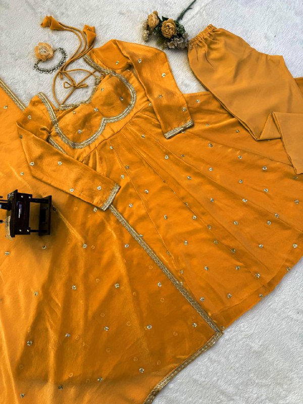 Luxurious Dusty Pink Anarkali Suit with Zari Work