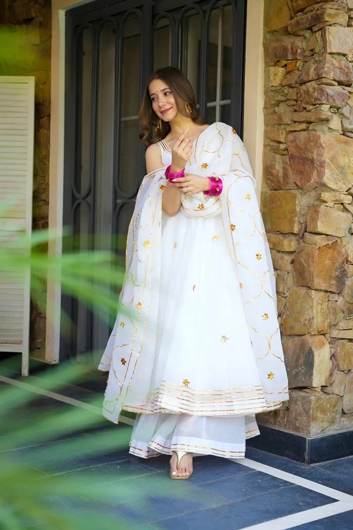 ROSÉ MAHAL – Statement Festive Anarkali Ensemble