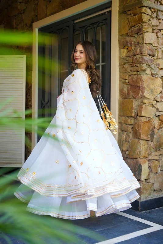 ROSÉ MAHAL – Statement Festive Anarkali Ensemble