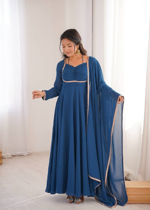 HEAVY PURE FOX BLOOMING GEORGETTE GOWN
