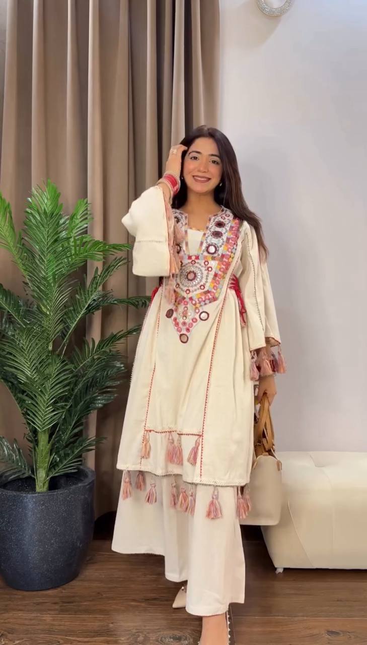 2-Piece Stylish Ensemble: Includes a well-fitted top and coordinated bottom