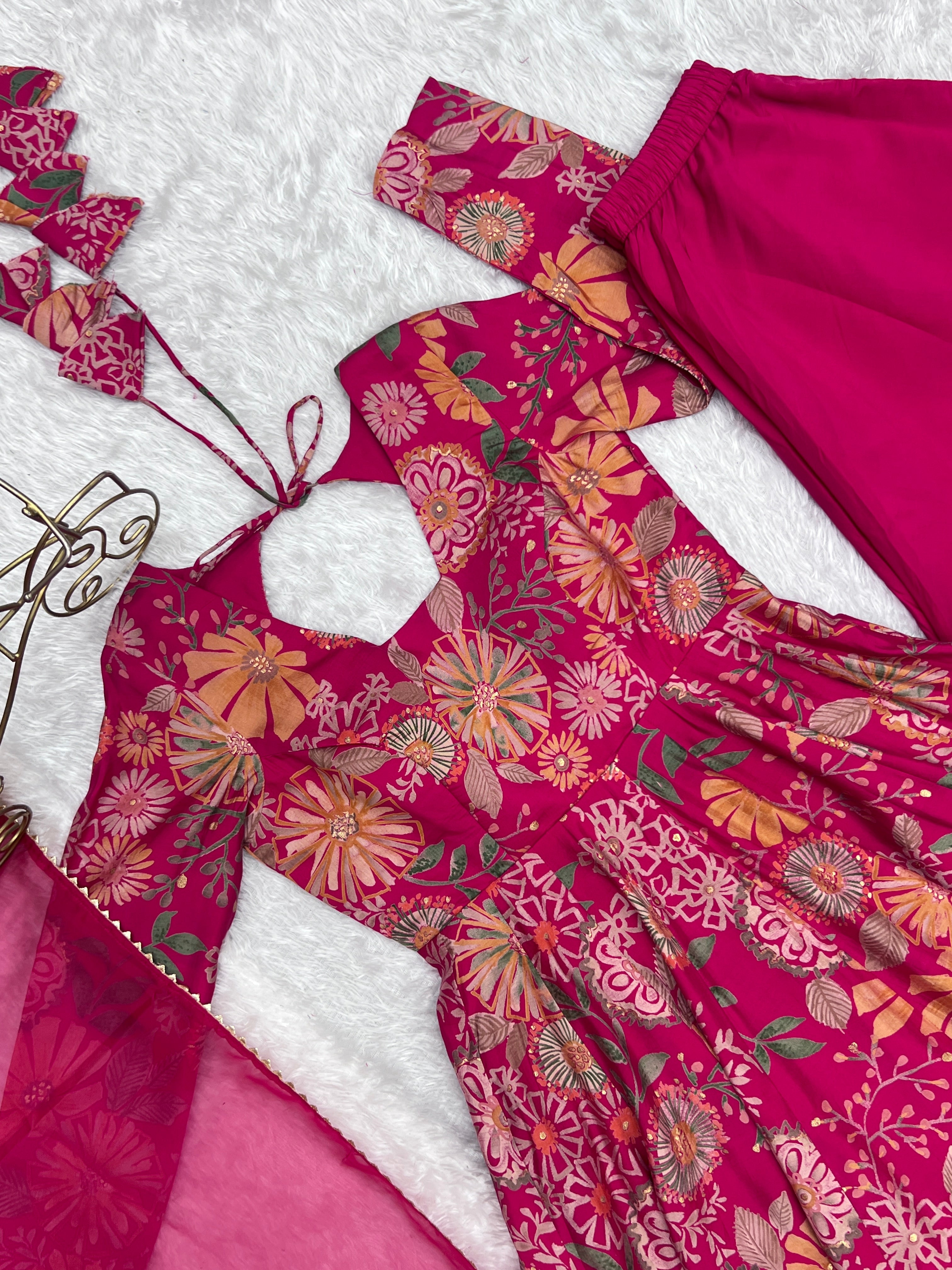 Beautiful Floral Design And Super Kurta Set