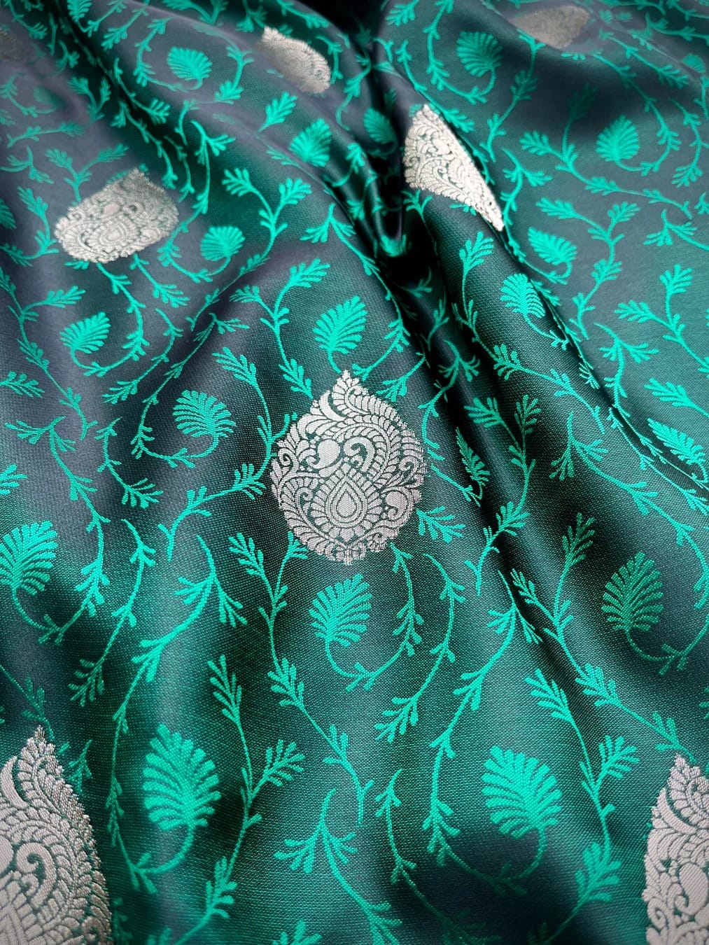 Kolkata Pure Banarasi Soft Silk Saree