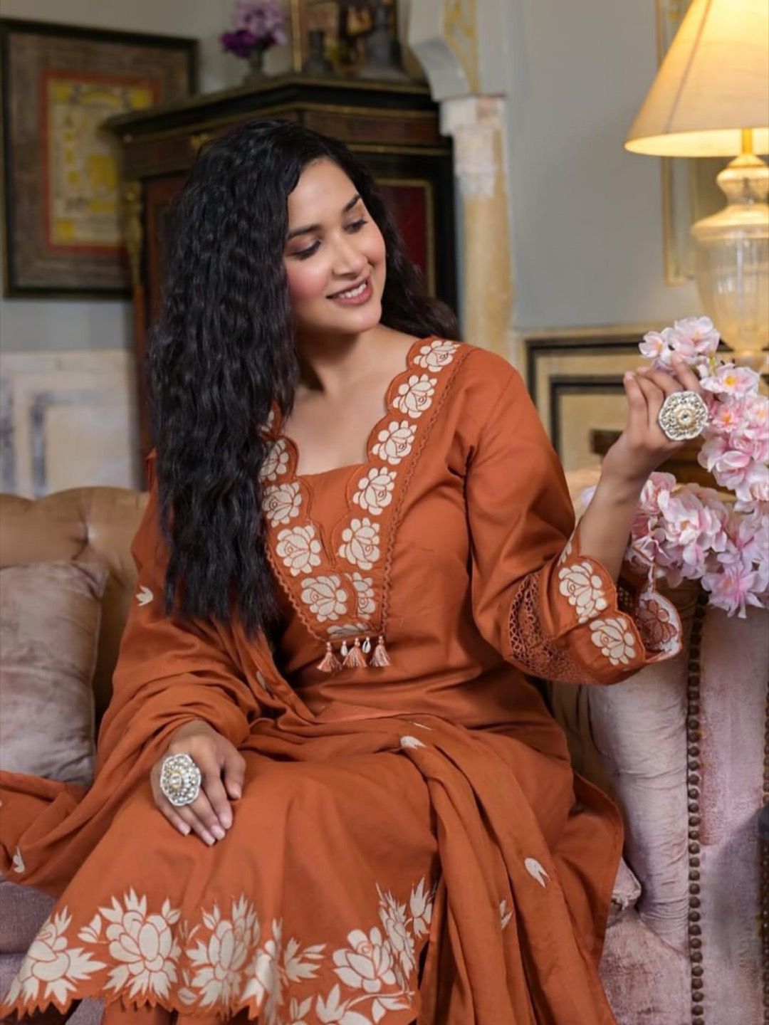 DESIGNER WEAR EXCLUSIVE AND COMFORTABLE SUIT IN REYON SLUB COTTON FABRIC TOP PANT WITH DUPATTA PAIR