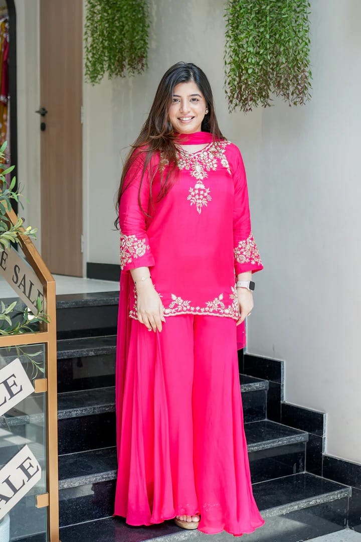 Đěsigner Party Wear Look Pure Mul Chanderi Top Plazzo & Dupatta Set