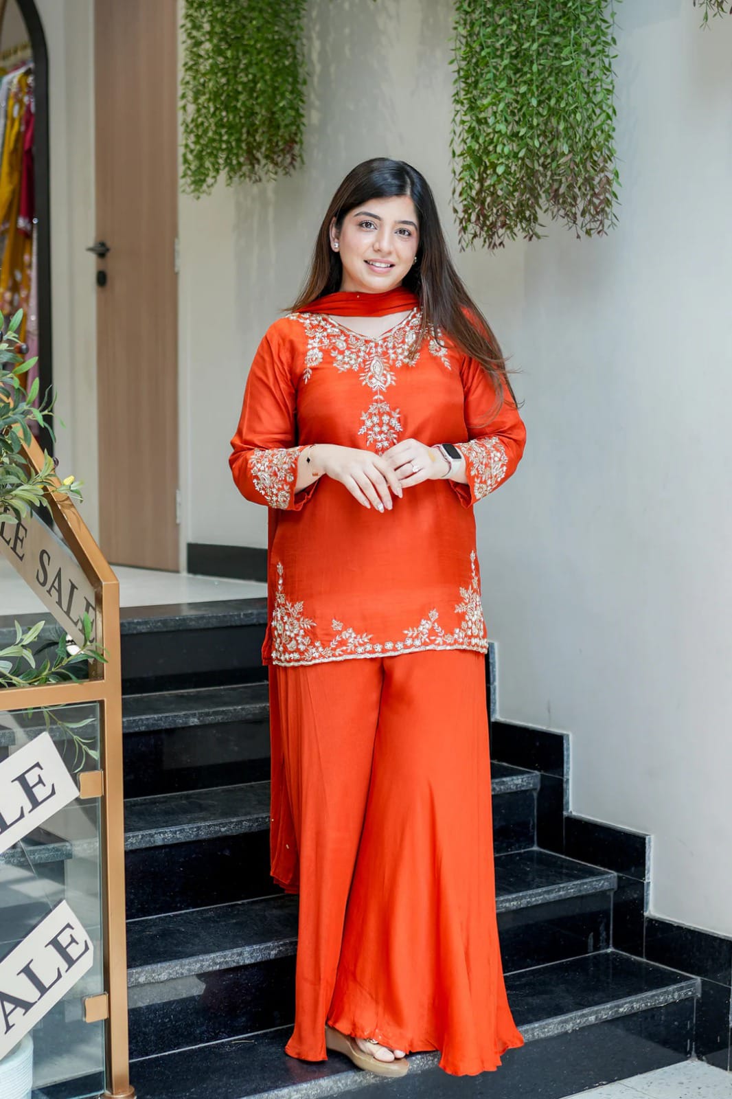 Đěsigner Party Wear Look Pure Mul Chanderi Top Plazzo & Dupatta Set